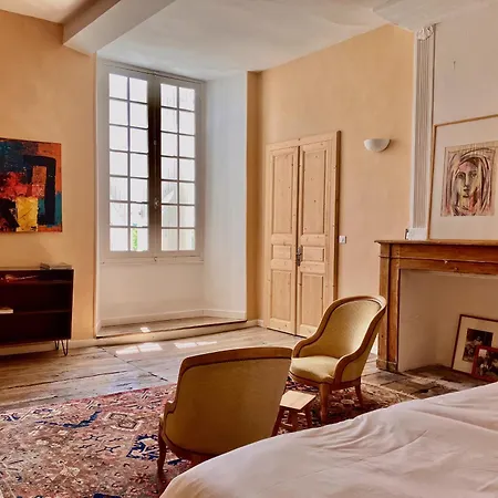 D'hotes Au Chateau De Gandillac * Saint-Martial-Viveyrol